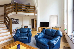 TV, fireplace - Holiday apartment with luxurious equipment (Harrachov)