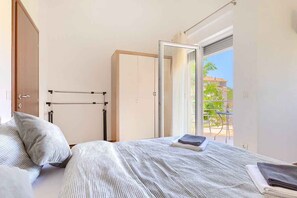 3 bedrooms, WiFi