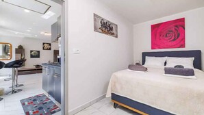 Unclassified image, 2 of 21, button - Holiday apartment with large rooftop terrace and panoramic view (Bribir)