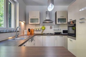 Private kitchen - Villa with private pool for up to 8 people (Labin)