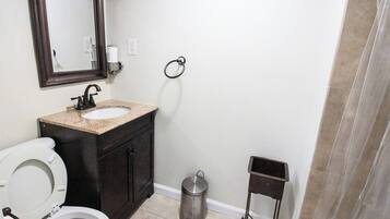 淋浴设施、吹风机