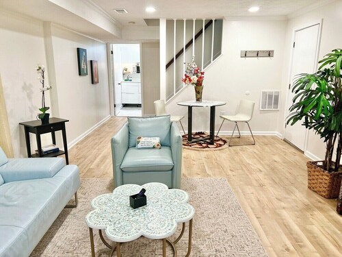 1 Bedroom Basement Apartment | No Car needed