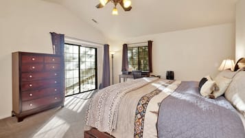 4 bedrooms, free WiFi, bed sheets