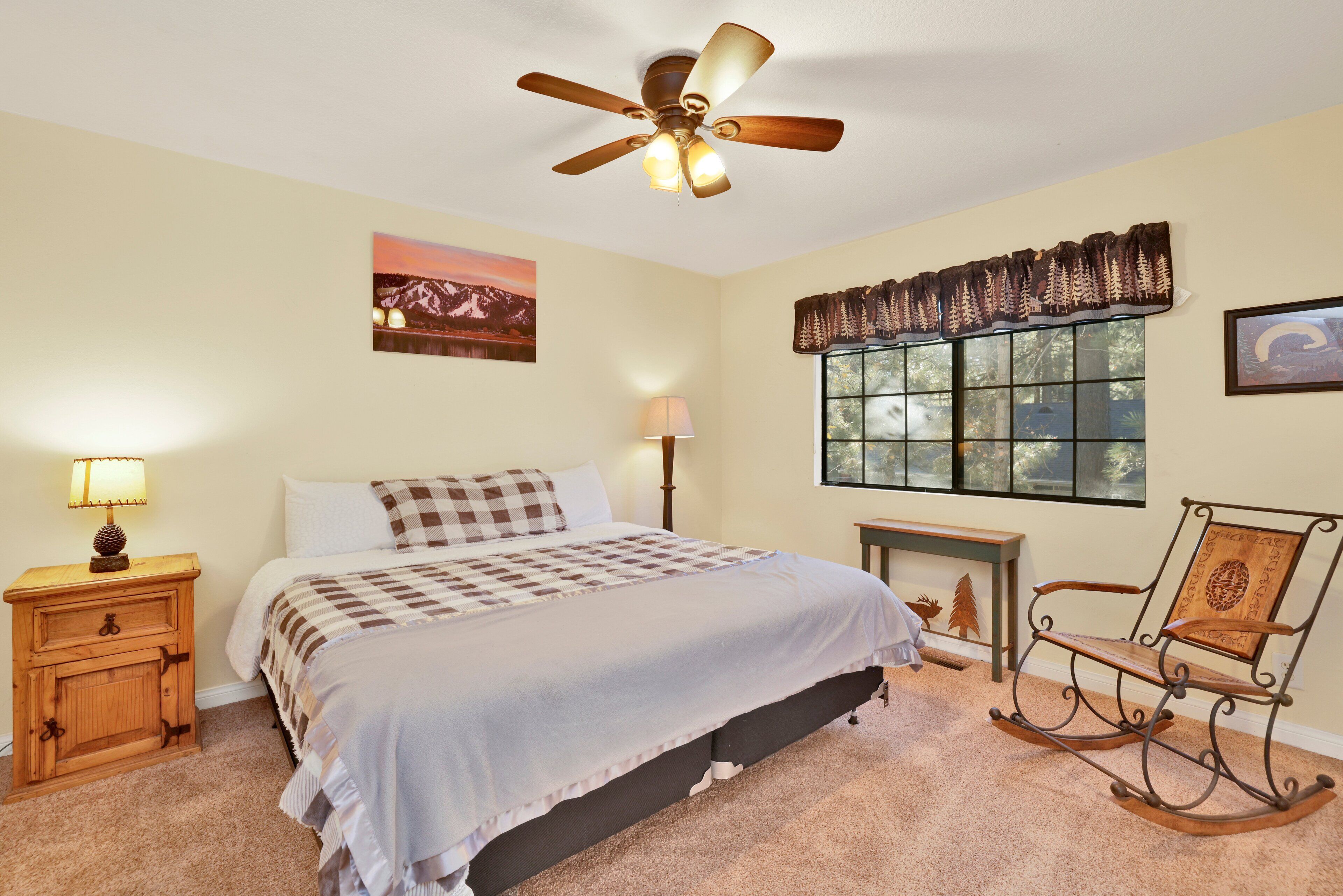 4 bedrooms, free WiFi, bed sheets