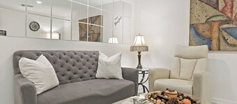 1 Bd Private BSMNT APT 20m DC 5min Dulles 2m Metro