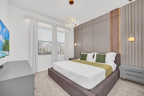 8 bedrooms, iron/ironing board, Internet, bed sheets - Luxury 8 Bedroom Villa on Paradiso Grande Resort, Orlando Villa 6404 (Orlando)