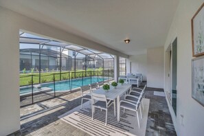Beheizter Pool