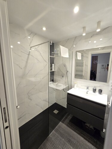 1A139 Apartamento  en pleno centro de Gijón al lad