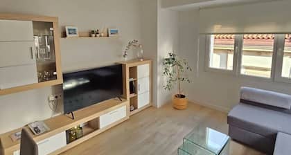 1A139 Apartamento en pleno centro de Gijón al lad