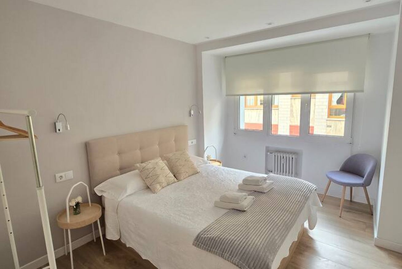 3 habitaciones, tabla de planchar con plancha y wifi gratis 