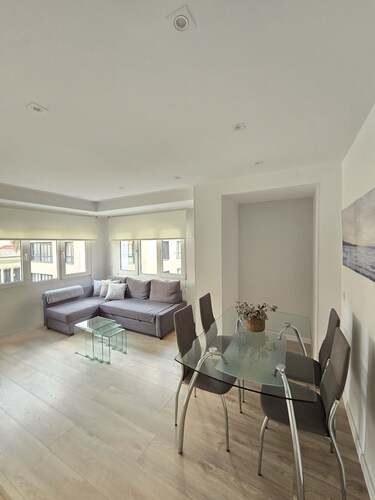 1A139 Apartamento  en pleno centro de Gijón al lad