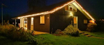 Cozy summer house by the beach and forest 