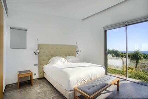 2 bedrooms, iron/ironing board, WiFi, wheelchair access