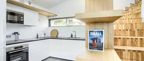 Mikrobølgeovn, ovn, kogeplade, brødrister