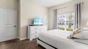4 bedrooms, in-room safe, iron/ironing board, free WiFi