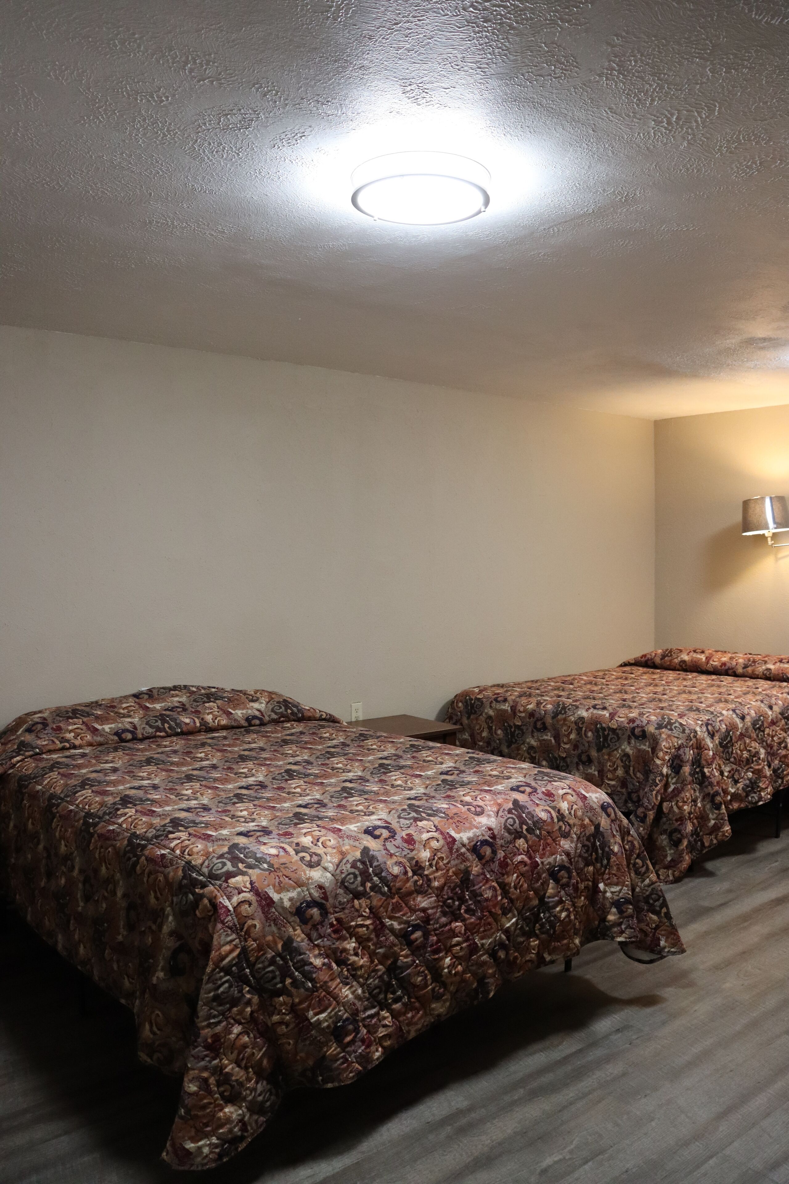 Triple Room | Iron/ironing board, free WiFi