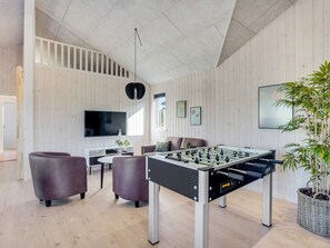 House | Games room