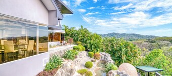 12BR Luxury Resort. Pool, Ocean Views, 24/7 Security, Events, Weddings, Nosara