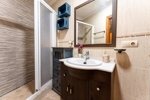 Ferienhaus | Badezimmer | Handtücher
