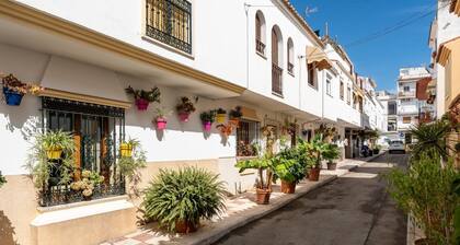 Faro's Casa Evita - Estepona Old Town