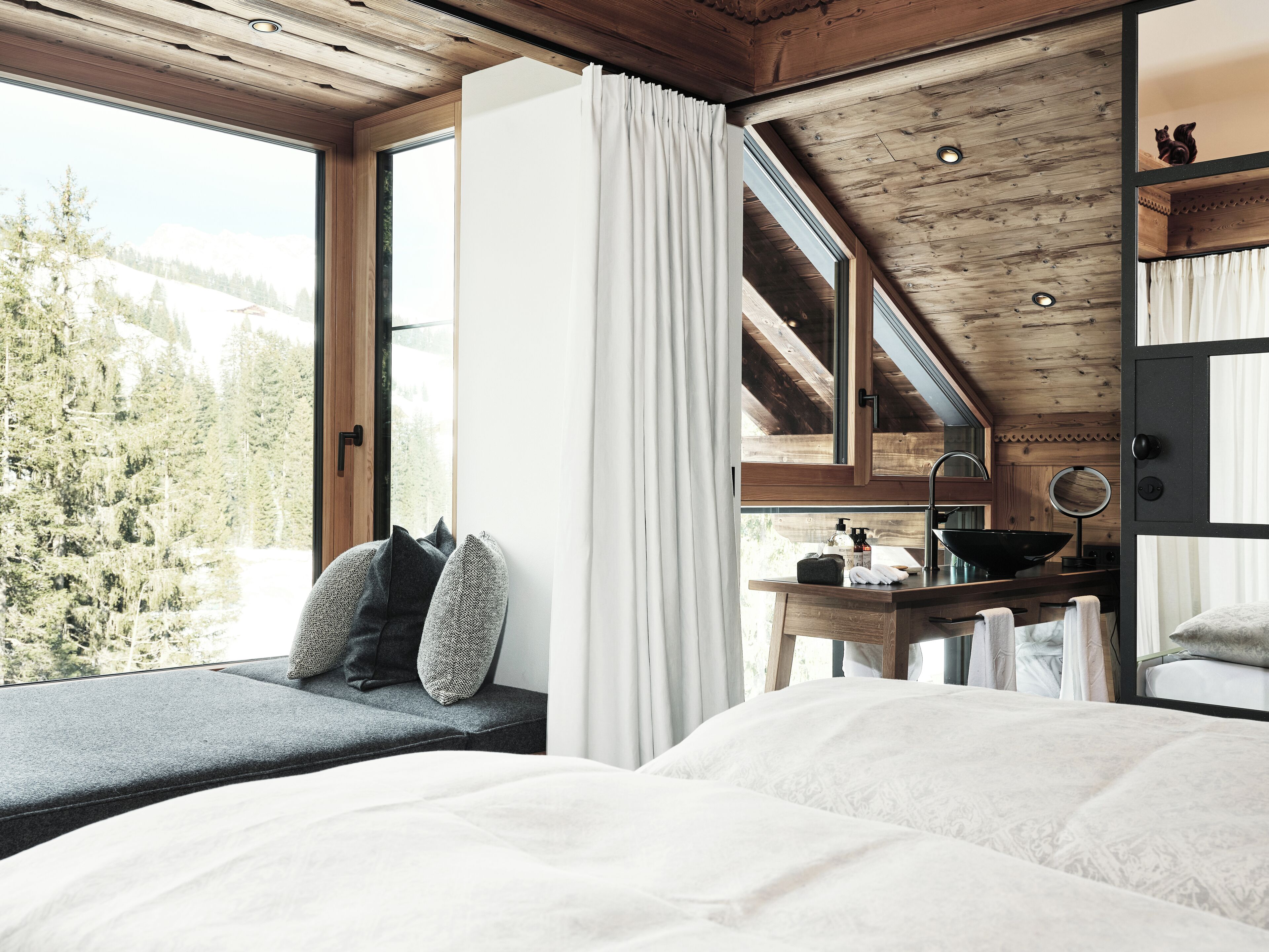 Chalet luxueux | Coffre-fort, système d’insonorisation, lit d’appoint (supplément)