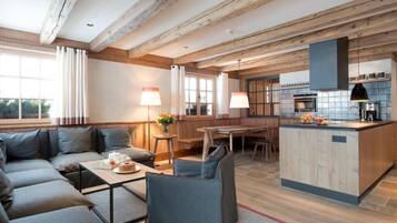 奢華小木屋, 2 間臥室 | 房內夾萬、隔音、摺床/加床 (收費)、免費 Wi-Fi