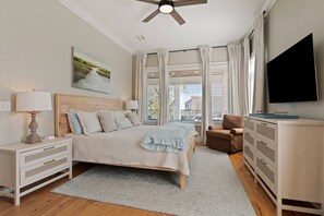 3 slaapkamers, een strijkplank/strijkijzer, gratis wifi, beddengoed