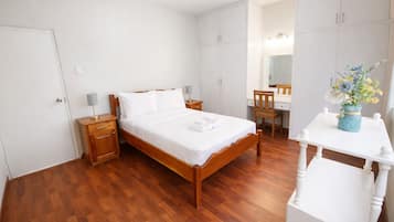 Condo, 2 Bedrooms | 3 bedrooms