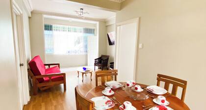 MJS on the Savannah- Spacious 2-bed Directly Across From the Savannah