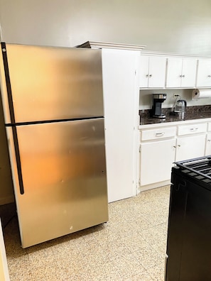 Condo, 2 Bedrooms | Interior
