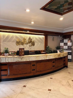 Reception - Vibe Vacation Hotel, Visakhapatnam – Stay in the Heart of the City (Visakhapatnam)