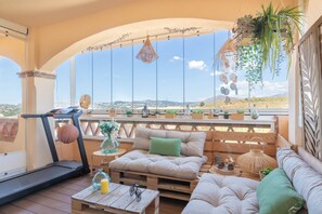Apartment | Balcony