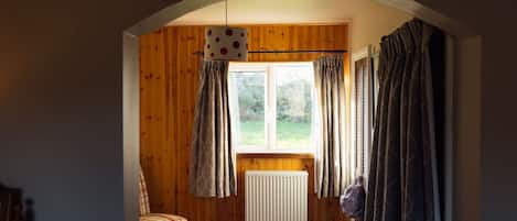 3 chambres, fer et planche à repasser, lit parapluie, Wi-Fi