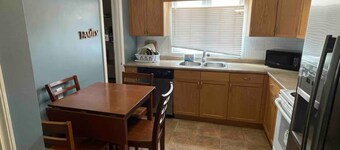 Cozy 3-Bedroom private home with pool table and gym