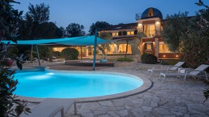 Pool - Villa Omo by Villas Guide (Pula)