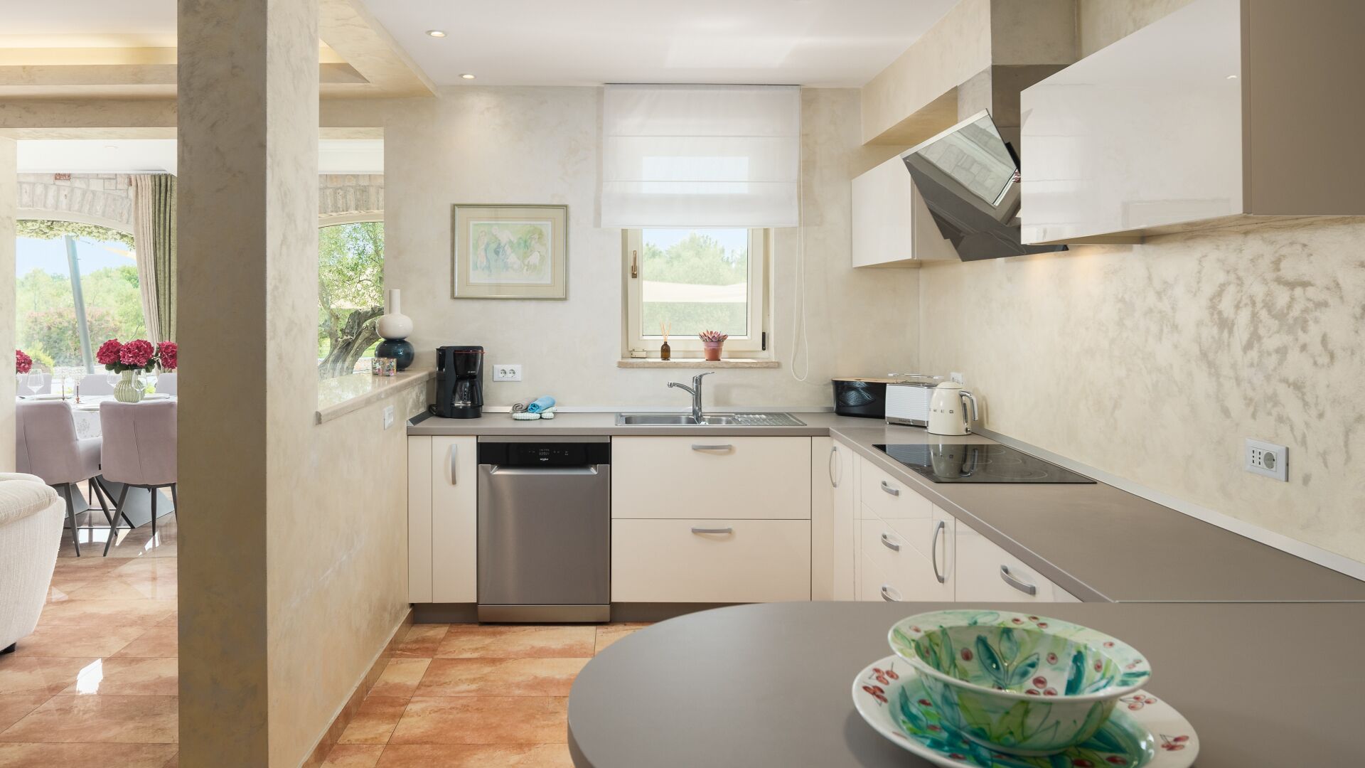 Fridge, microwave, oven, dishwasher