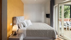 5 bedrooms, iron/ironing board, free WiFi, bed sheets - Villa Omo by Villas Guide (Pula)