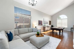 Téléviseur connecté, foyer