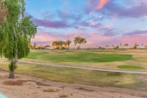 Golf - Golf Course Oasis | Pool, Spa, EV & Family Fun (Goodyear)