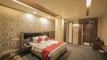 Camera Premium | 1 camera, tende oscuranti, ferro/asse da stiro, Wi-Fi gratuito