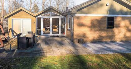 4 Star Holiday Home in Hals