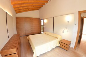 2 habitaciones, cuna de viaje y wifi gratis 