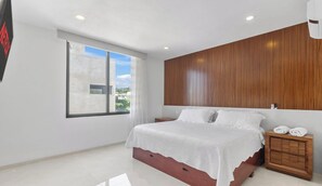 4 bedrooms, iron/ironing board, WiFi, bed sheets - Villa 21K: 2 Private Pools and Beach Club (Cruz de Huanacaxtle)
