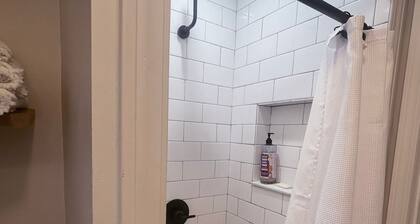 Apartment w Private Balcony Close to Beach