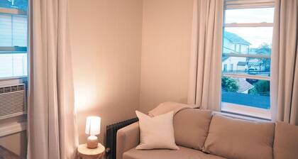 Apartment w Private Balcony Close to Beach