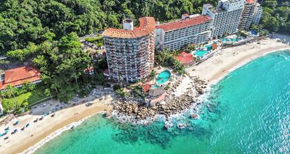 Girasol 401: Studio at Best Beach in PV - Gemelas
