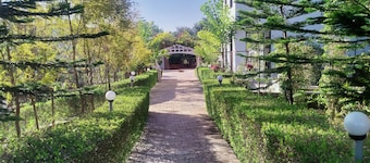 The High Garden Resort