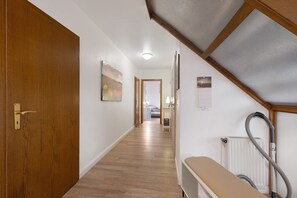 2 bedrooms, bed sheets