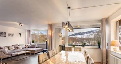Apartment 'Piste 1' with Shared Terrace, Balcony and Wi-Fi