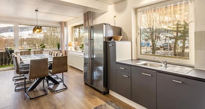 Ferienwohnung 'Piste 1' mit Gemeinschaftsterrasse, Balkon und Wi-Fi